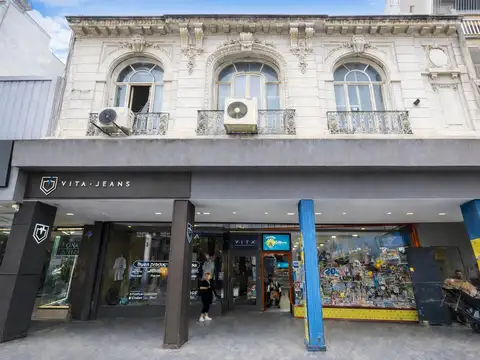 Importante Local comercial en plen centro de Rosario!!!