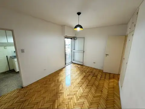 San Pedrito 100, Piso 7