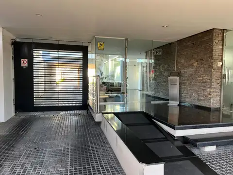 12 e/ 34 y 35 n 123 Piso 1 Depto A
