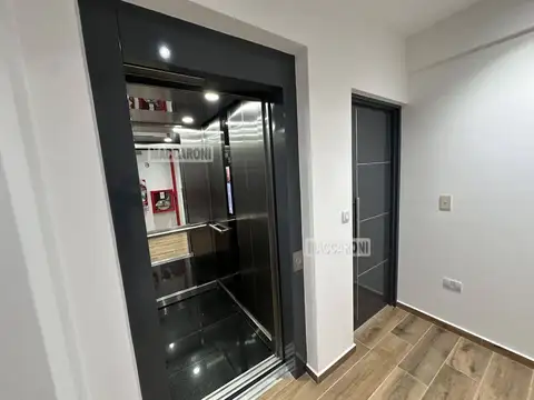 Departamento 4 ambientes con 3 baños