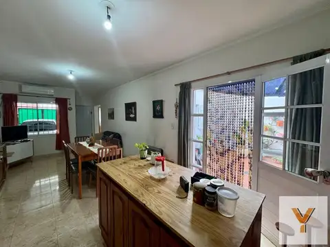 Casa 4 ambientes con 1 baño