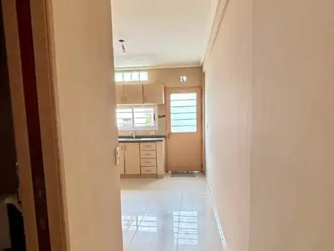 Casa en Alquiler en Quilmes, $ 800.000