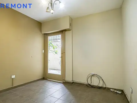 Departamento en Venta en Parque Chacabuco, USD 65.000