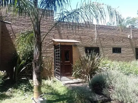 CASA  - 3 AMBIENTES - MARCOS PAZ