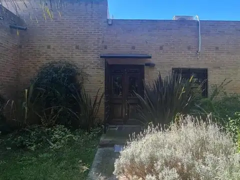 Casa en Venta en Marcos Paz, USD 160.000