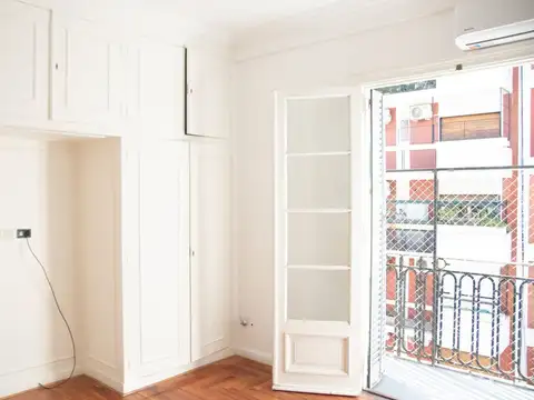 Departamento 5 ambientes con 3 baños