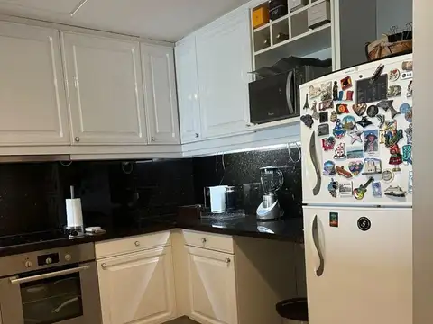 Amplio Depto de 2 ambientes con Cochera, Chateau Pto. Madero