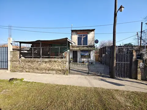 Casa en  venta en G. de Laferrere