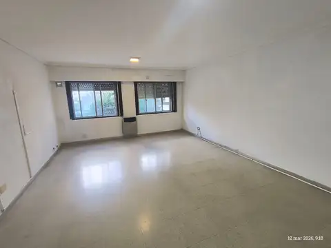 Humberto Primo 100, Piso 1