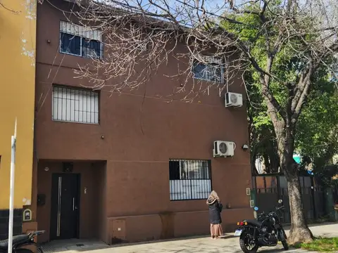 MUY LINDO PH 1ER PISO AL FRENTE