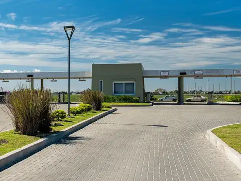 VENTA LOTE BARRIO SANTA CLARA AL SUR SAN VICENTE