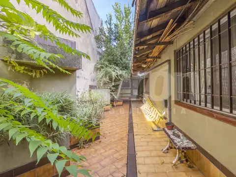 Venta - casa 7 amb - Pereyra Lucena 550 - Lomas De Zamora