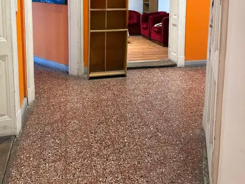 Fondo Comercio en Venta 80 años