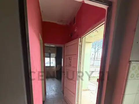 Casa 2 ambientes con 1 baño