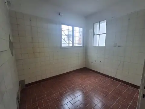 Local | Alquiler en Devoto | Excelente zona