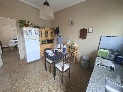 Depto Tipo Casa en Venta 52 años