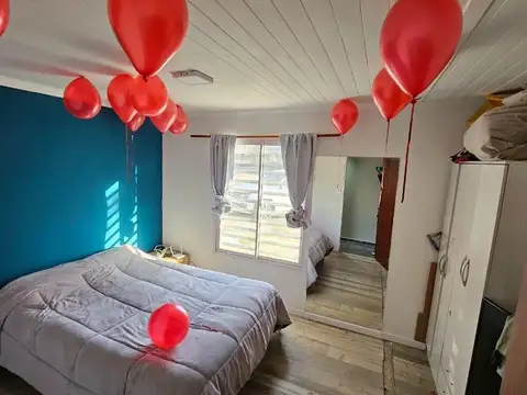 Casa 2 ambientes con 2 baños