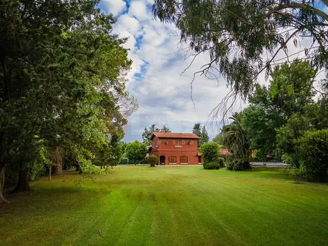 Casa en Venta con 1 cochera