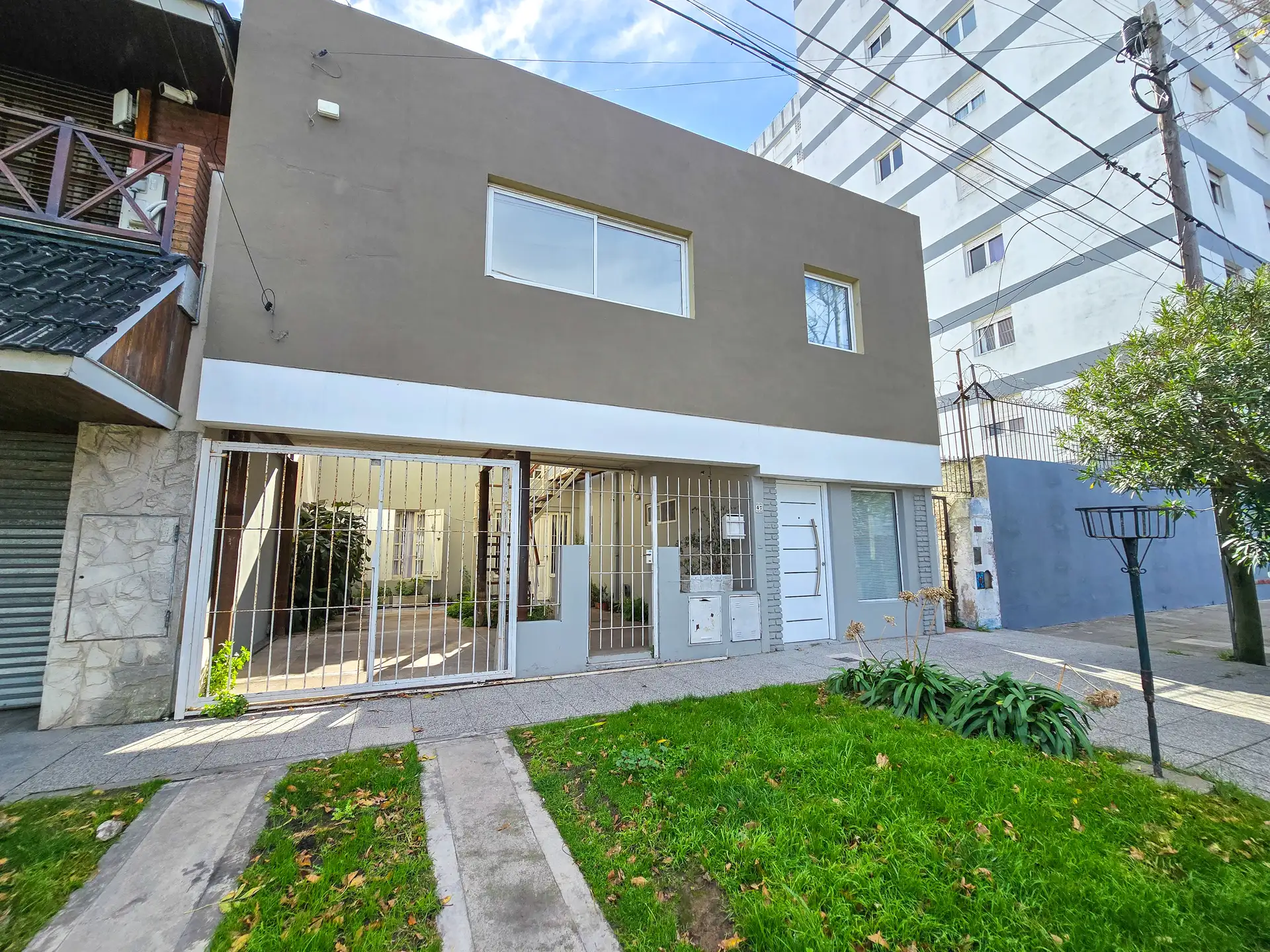 3 Propiedades en block - Apto Crédito - R. S. Peña y Av. J. B. Justo