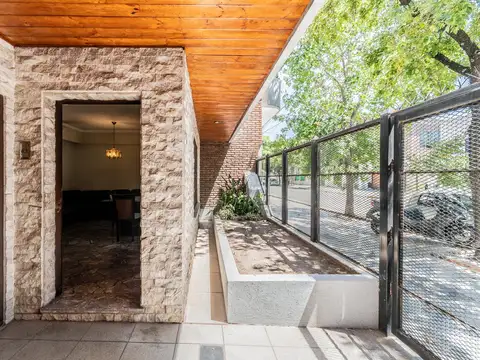 Casa en Venta en Villa Pueyrredon, USD 380.000