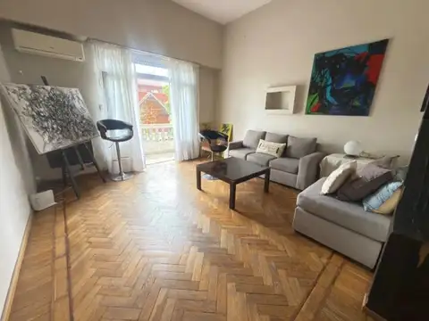 PH 4 ambientes al frente con patio y terraza en Villa Devoto