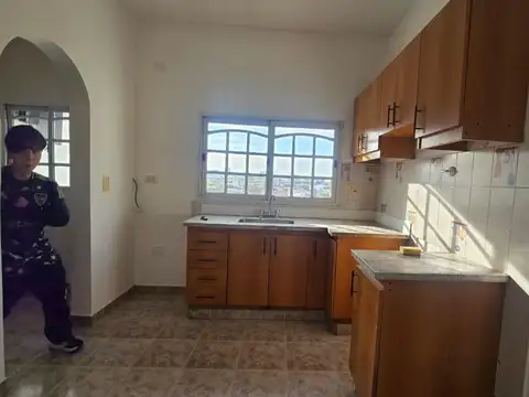 Departamento en Alquiler en Ramos Mejía Sur, $ 730.000