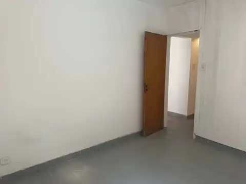 Depto Tipo Casa en Venta 40 años