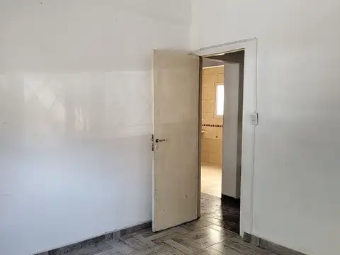 Depto Tipo Casa 3 ambientes con 1 baño