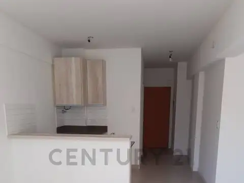 Constitucion 1800, Piso 0