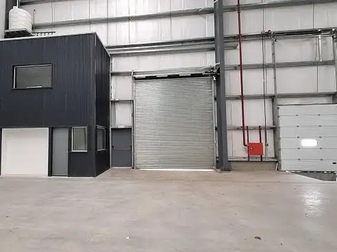 Galpon en Alquiler 50  mts Fondo