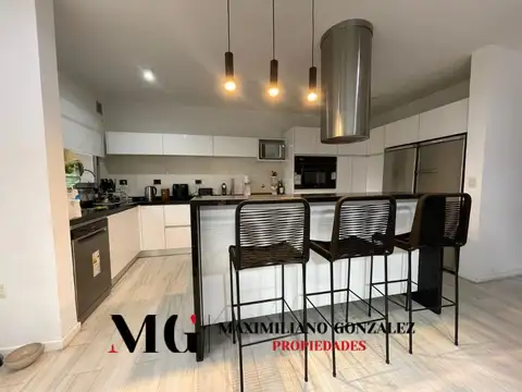 Casa 5 ambientes con 2 baños