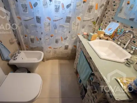 Depto Tipo Casa en Venta de 4 dormitorios