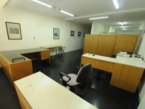 Suipacha 200, Piso 2