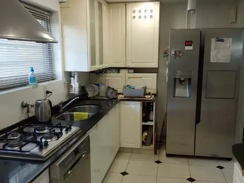 Casa 5 ambientes con 4 baños