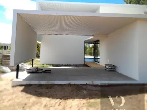Casa en Venta en Costa Esmeralda, USD 295.000