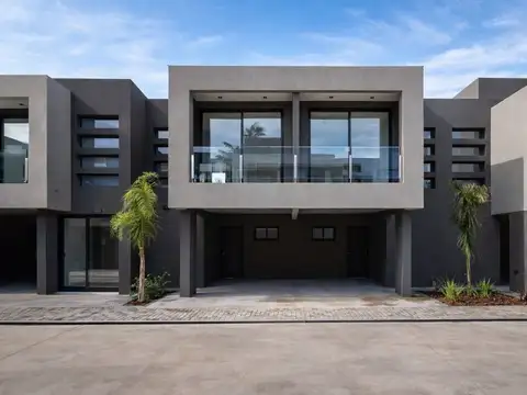 Dúplex 3 Amb A Estrenar con Patio y Cochera