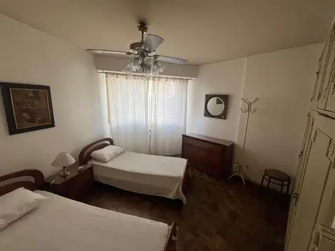 EXCELENTE DEPARTAMENTO 3 AMBIENTES CON DEPENDENCIA AL FRENTE