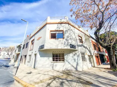 VENTA CASA PARQUE PATRICIOS TERRAZA COCHERA PATIO