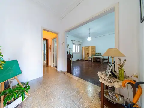 CASA EN VENTA BARRIO MARTIN PASILLO 2 DORMITORIOS 