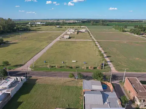Terreno en Venta 30  mts Fondo