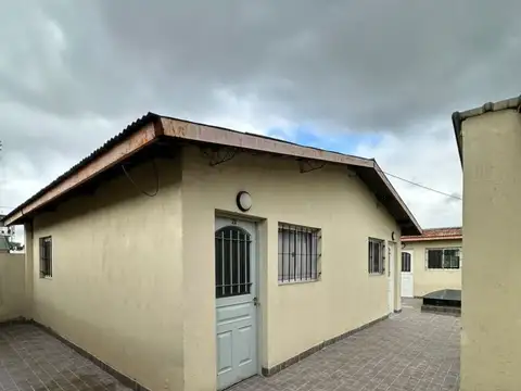 Senador Moron 1300, Piso 2