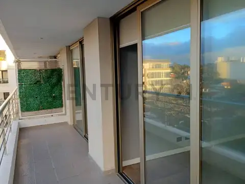Sarmiento 3200, Piso 5