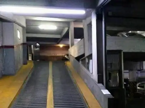 Venta de 13 cocheras en Almagro en block o en forma individual