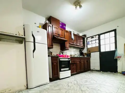 Casa en Venta con 4 cocheras