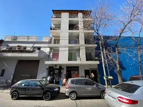 DEPARTAMENTO EN VENTA SAN PEDRO 175 PB SARANDI