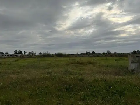 Terreno en Venta en Countries y Barrios Cerrados en San Vicente, USD 13.000