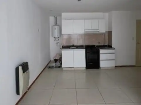 3 de febrero 500 , Piso 2
