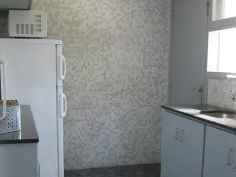 Casa en Alquiler Temporal con 1 cochera