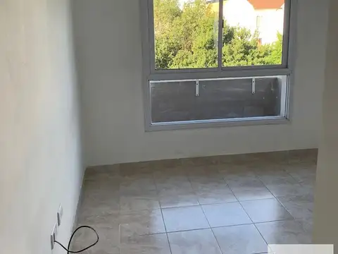 Departamento en Alquiler en Ezeiza, $ 610.000