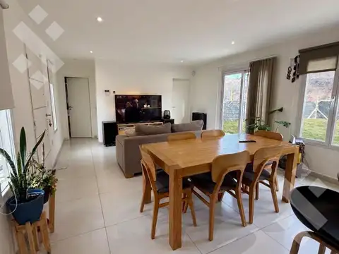 Casa en Venta en Centenario, USD 140.000